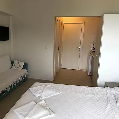 Can Apartments